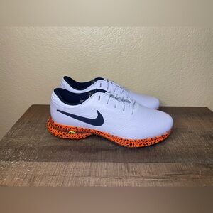 Nike Air Zoom Victory Tour 3 “Electric Pack” Golf Shoes.
- Size 11.5 Men.